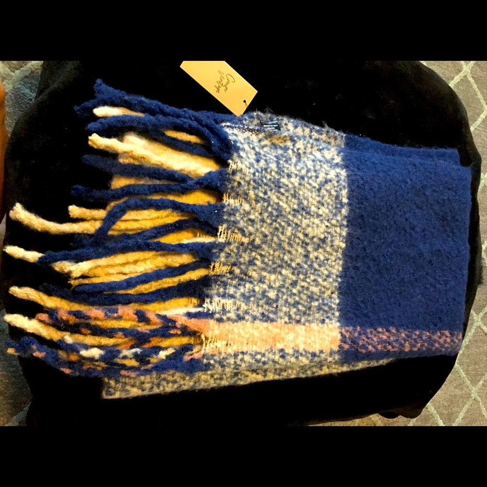 Very warm scarf